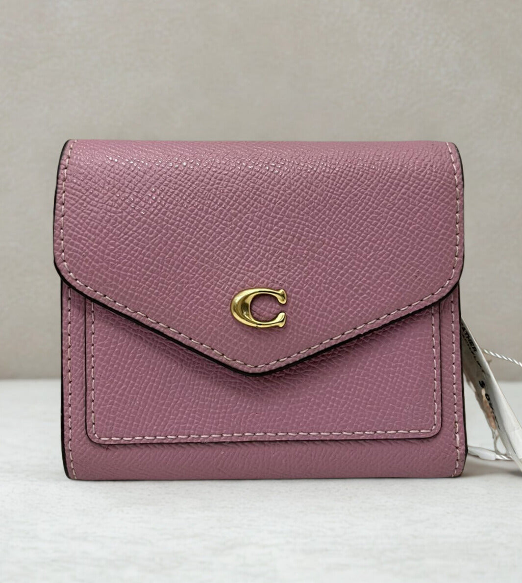 COACH Cross Grain Leather Wyn Small Wallet