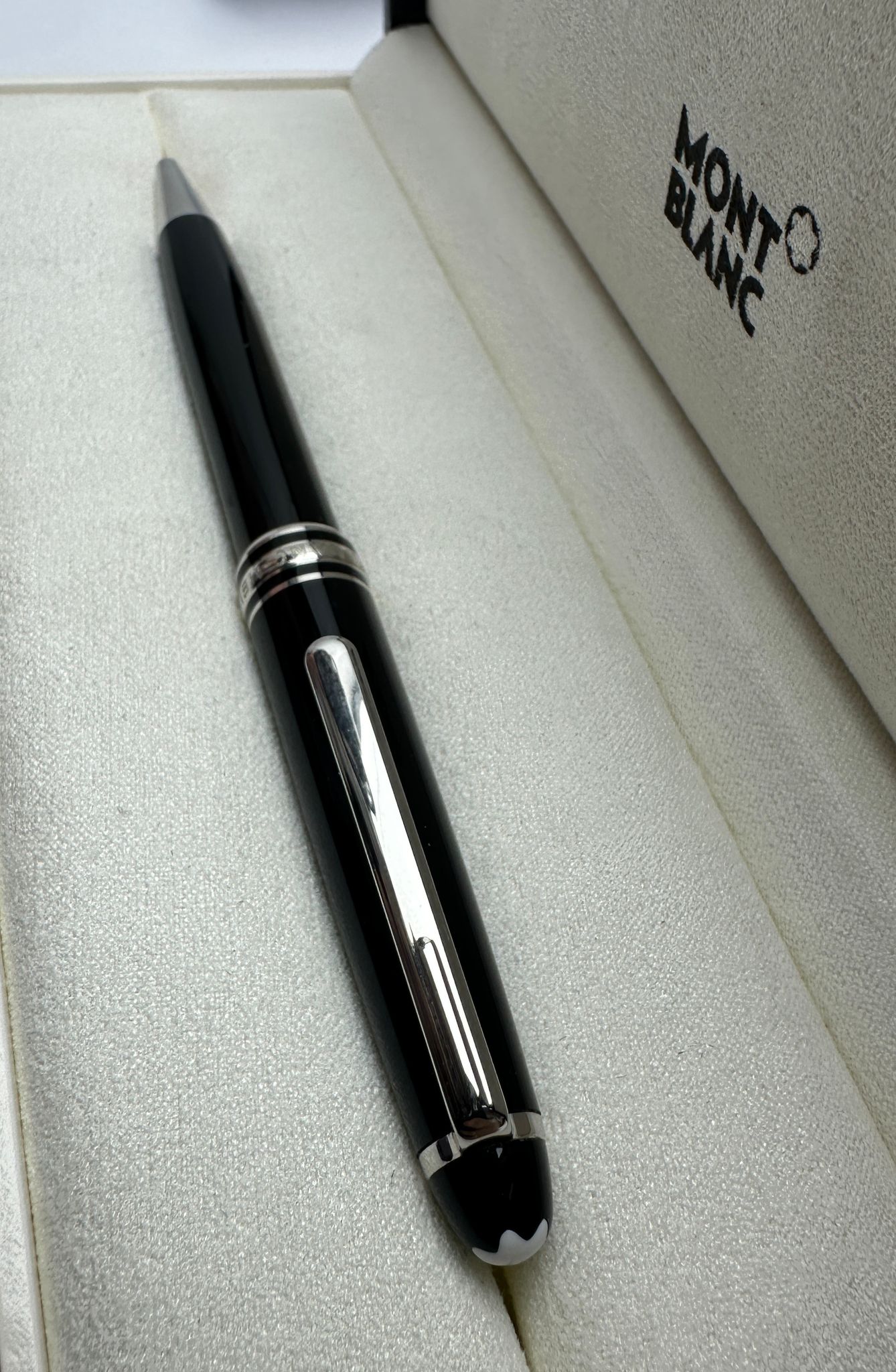 Mont Blanc Meisterstuck Black Colour Rollerball Pen