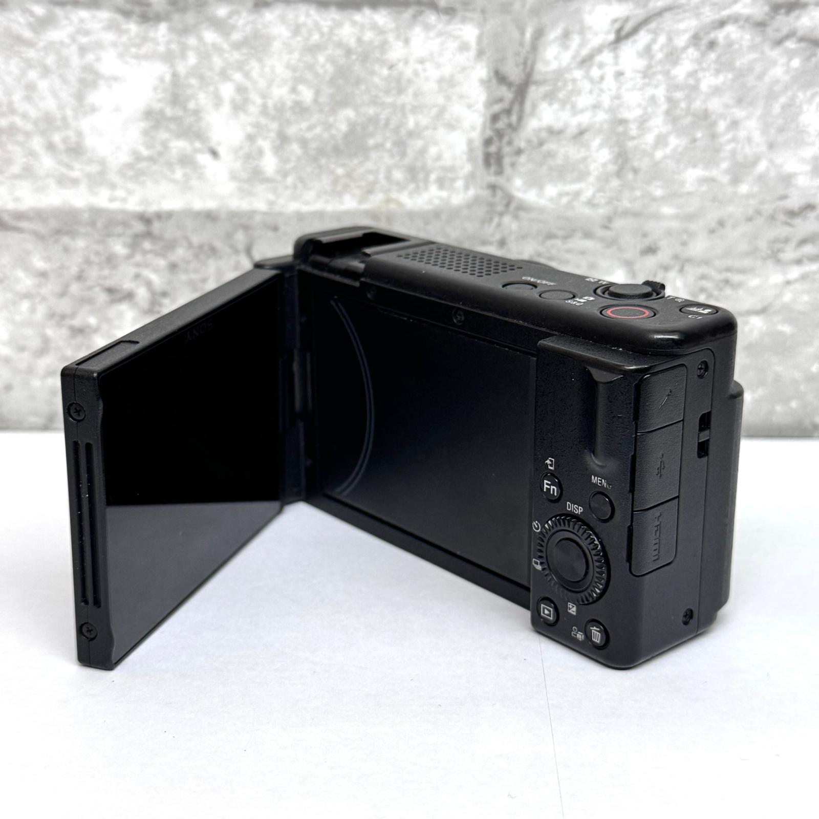 Sony ZV-1F Vlog Camera for Content Creators and Vloggers (Black), Camera Only