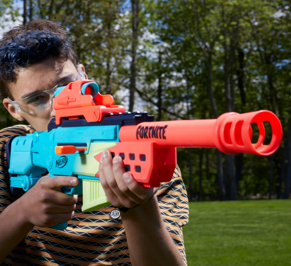 Nerf Fortnite Storm Scout Blaster, Removable Nerf Scope, 6-Dart...