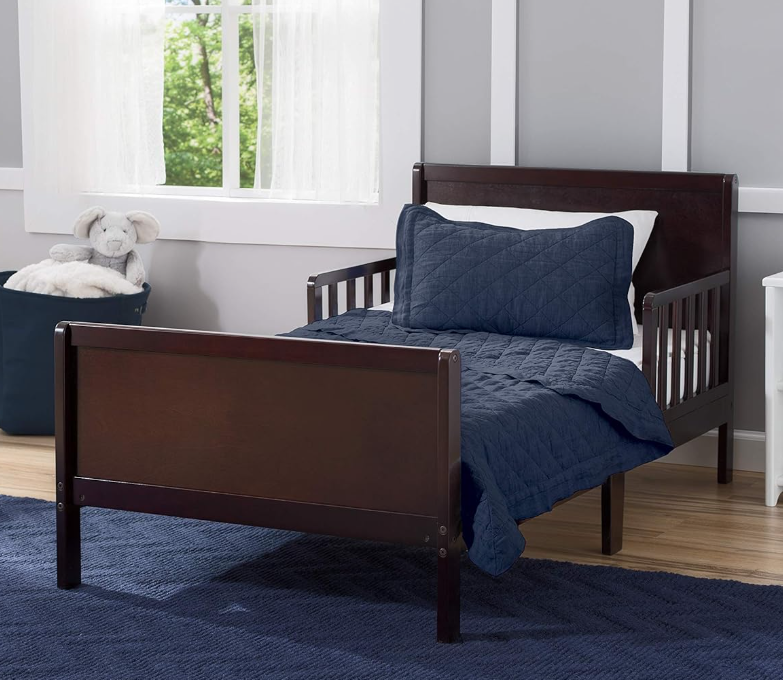 Delta Children Fancy Toddler Bed, Dark Chocolate