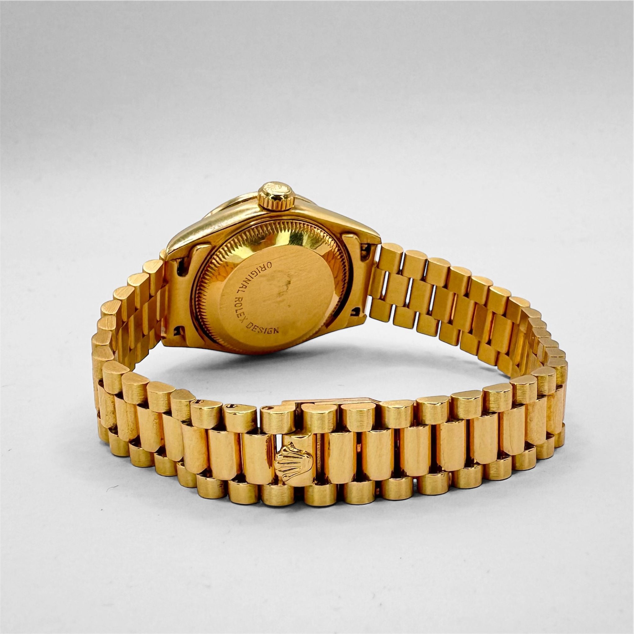 Rolex 69088 Datejust 18KYG Full Gold With Diamond And Blue Sapphire Bezel Watch, 26mm