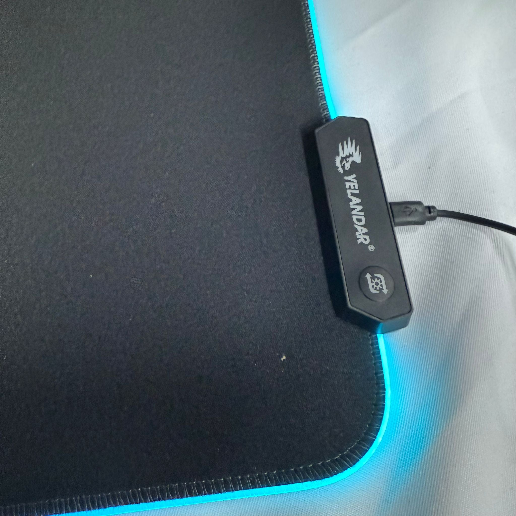 Gaming Mouse Pad LED 30 x 80 cm
