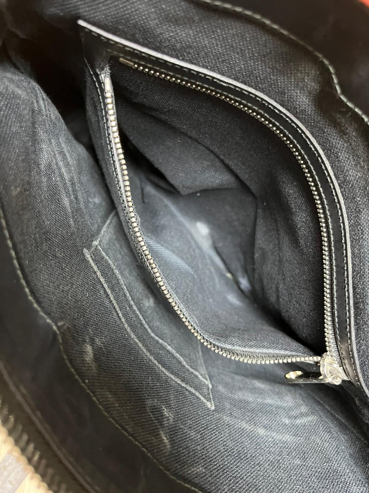 Gucci 474137 GG Black Small Messenger Bag