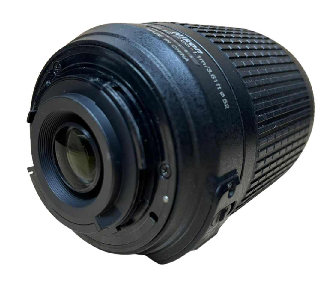 Nikon AF-S DX VR Zoom-Nikkor ED 55-200mm F4-5.6G Lens Black