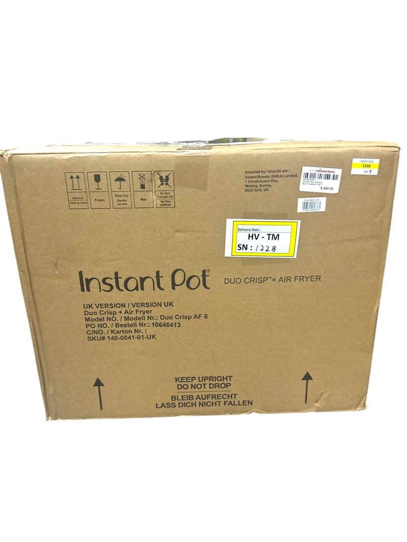 Instant Pot Duo Crisp - 11-in-1 Pressure Cooker. Pressure cooking, slow cooking, rice, yogurt, steam, sauté and keep warm, steam, sous vide, bakes, air fries. 8 Quart / 7.6 L. Black Stainless Steel