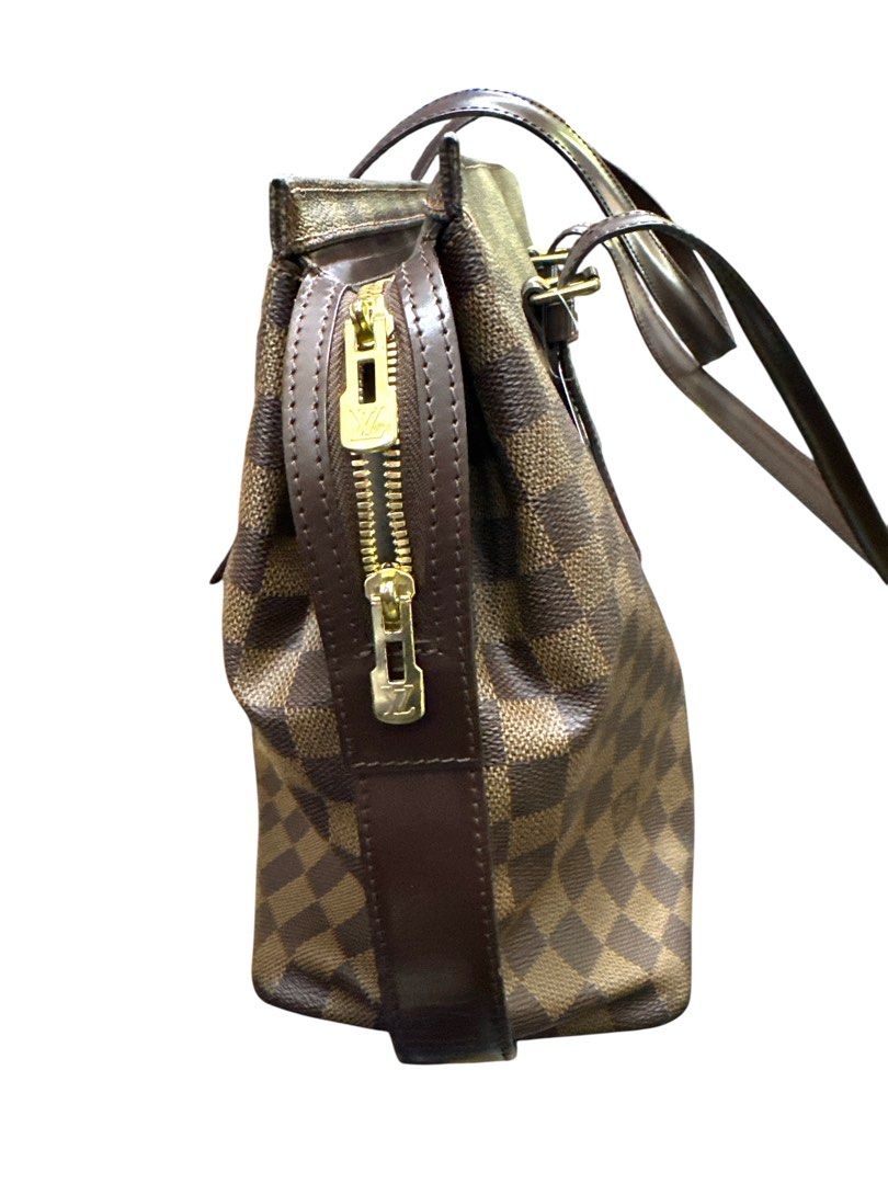 Louis vuitton Chelsea  Handbag (H26  x L40 x W14)