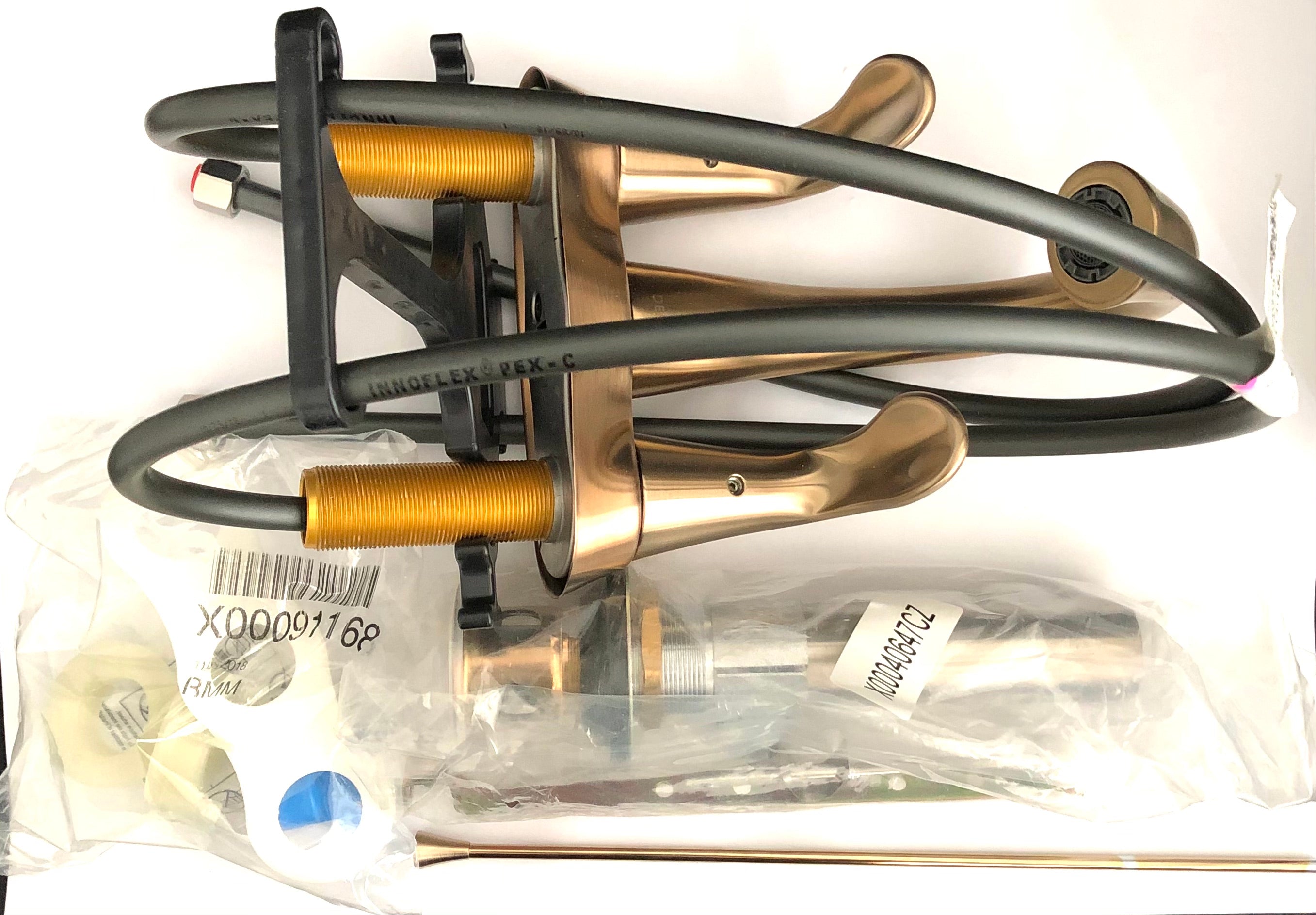 Delta 2538-CZMPU-DST Two Handle Lavatory Centerset With Metal Pop-Up Lahara - Cash Converters