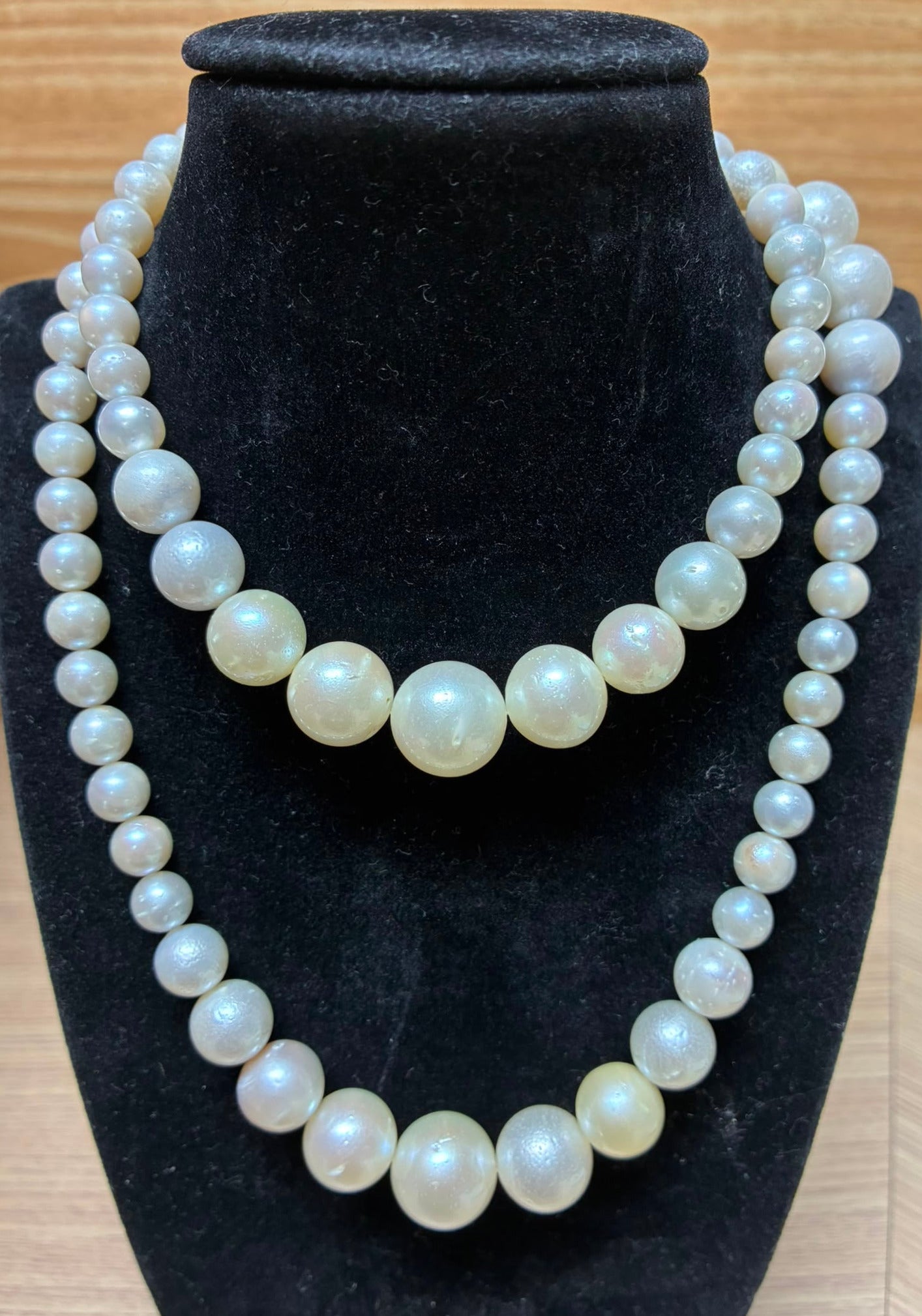 Graduated South Sea Pearl Strand Necklace 7.03to14.92MM 72.5CM