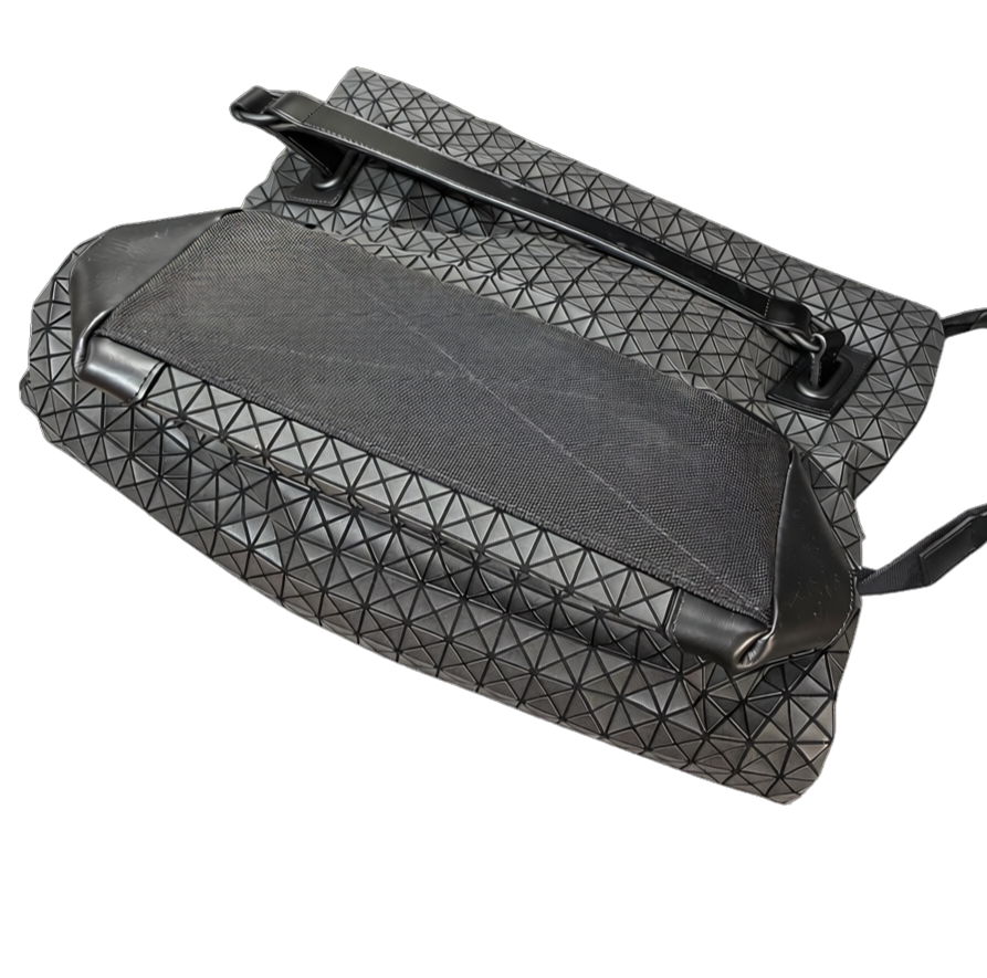 BAO BAO ISSEY MIYAKE Matte Black Froggy Shoulder Bag