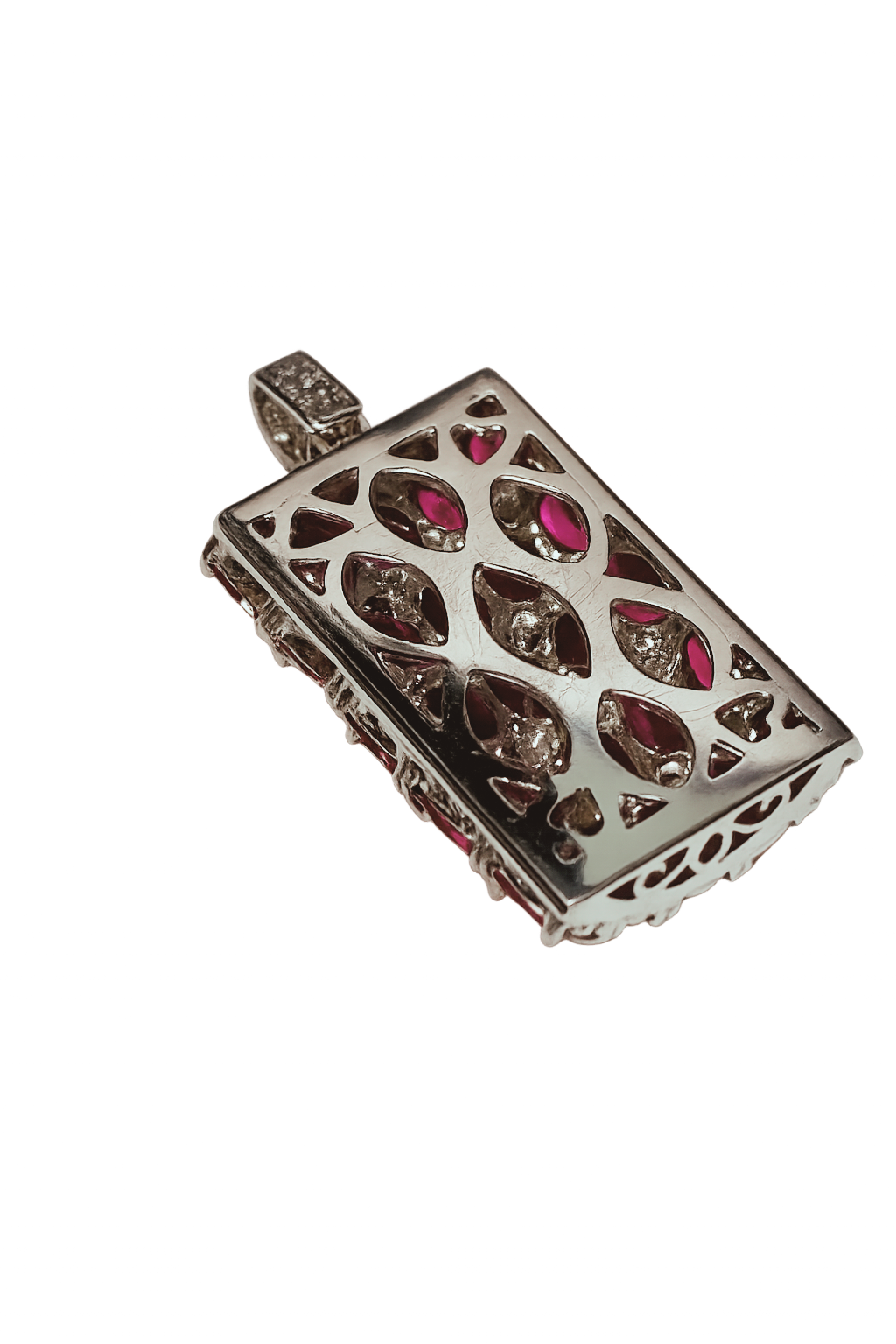 K18 White Gold Ruby And Diamond Pendant 5.91G