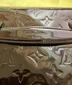Louis Vuitton Messenger Bag