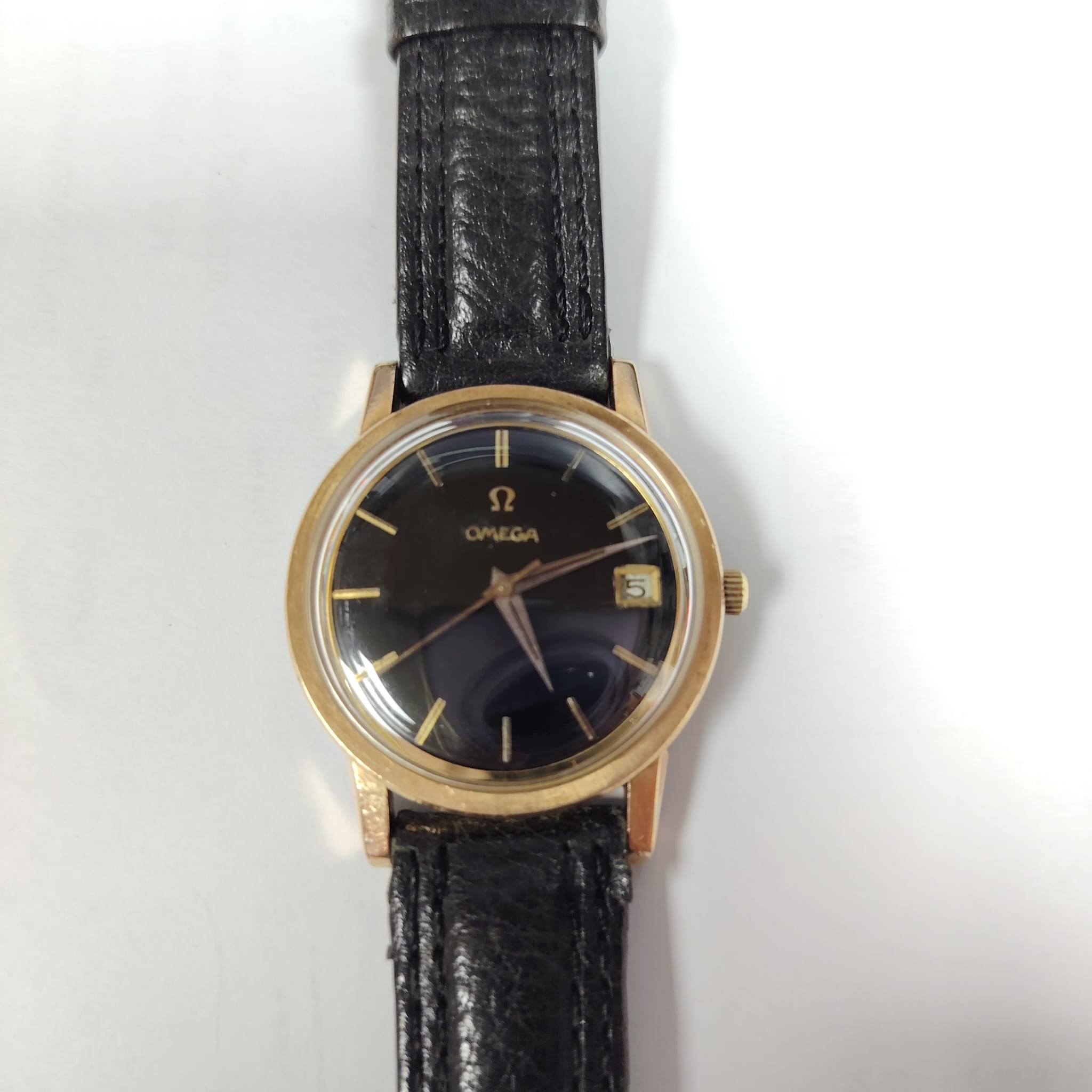 Omega Constellation Date Wind Black face Yellow Gold Casing Wrist Watch Secondary image