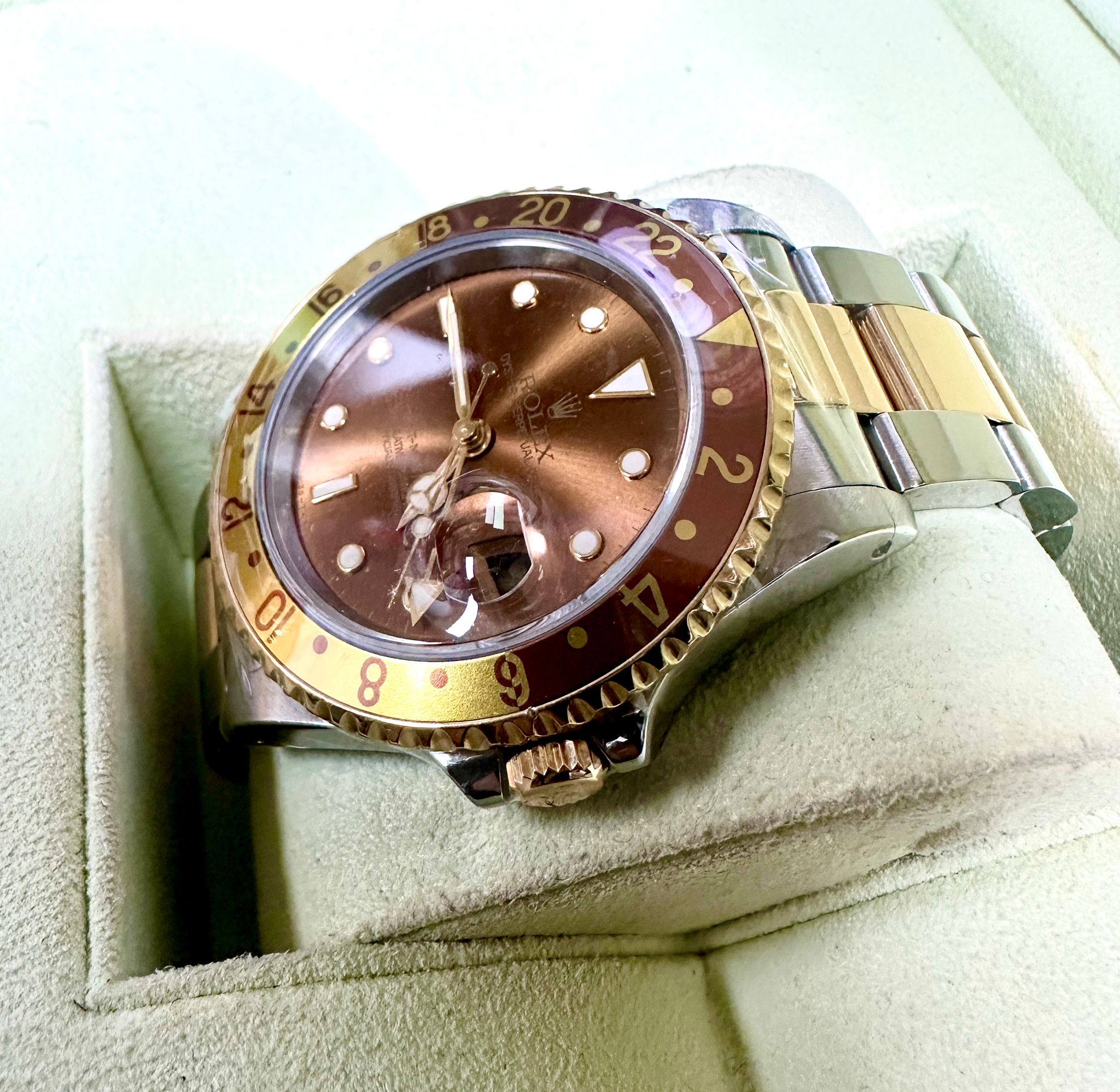 Rolex 16713 GMT Master 2 Rootbeer Automatic Half Gold Men Watch