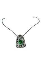 Necklace PT900/850 0.62 Emerald 11.6G