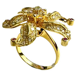 750 Yellow Gold Diamond Flower Shape Lady Ring