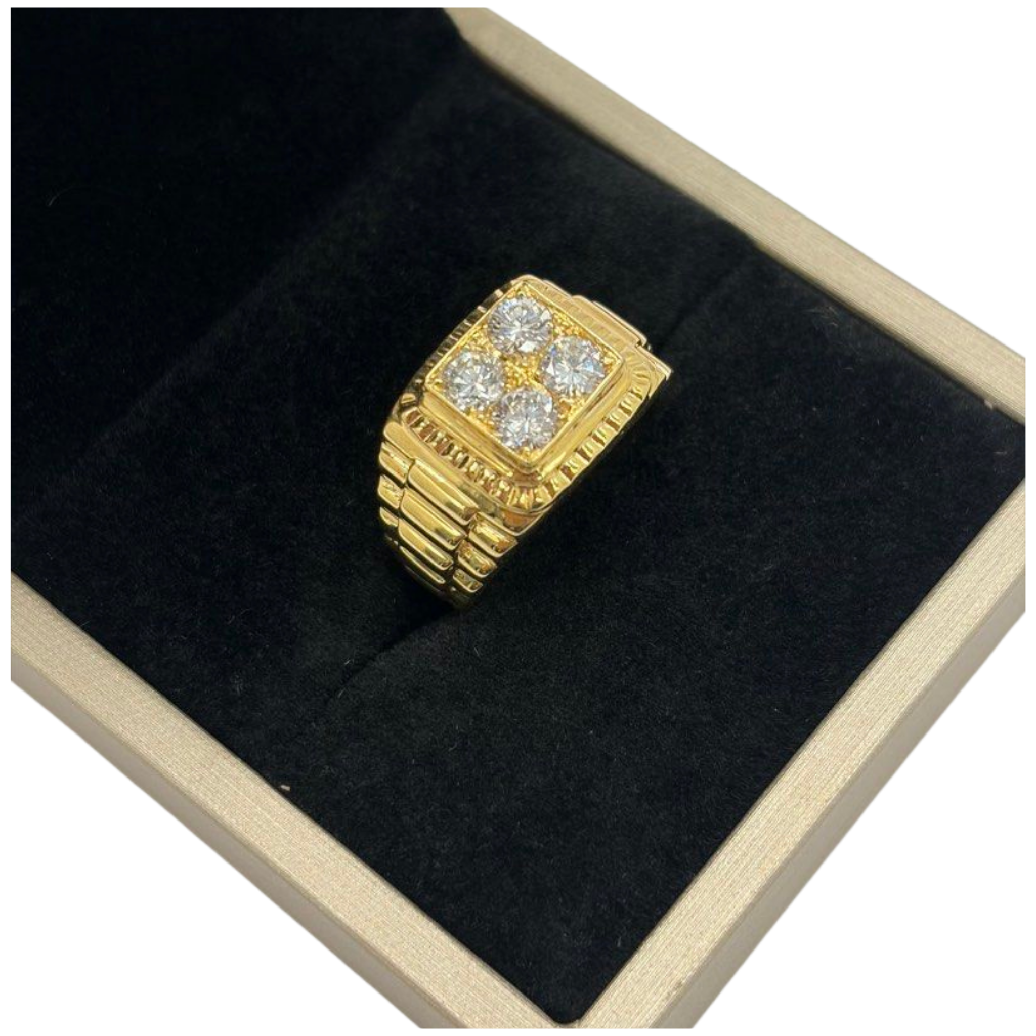 750 Yellow Gold Natural Diamond Men’s Ring