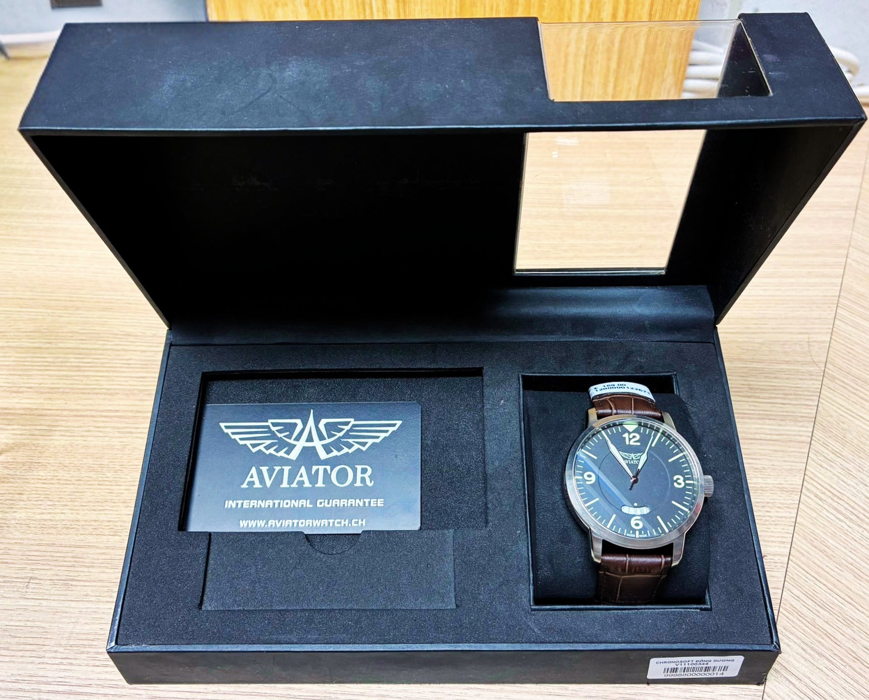 Aviator  V11100344 Airacobra Quartz Mens Watch