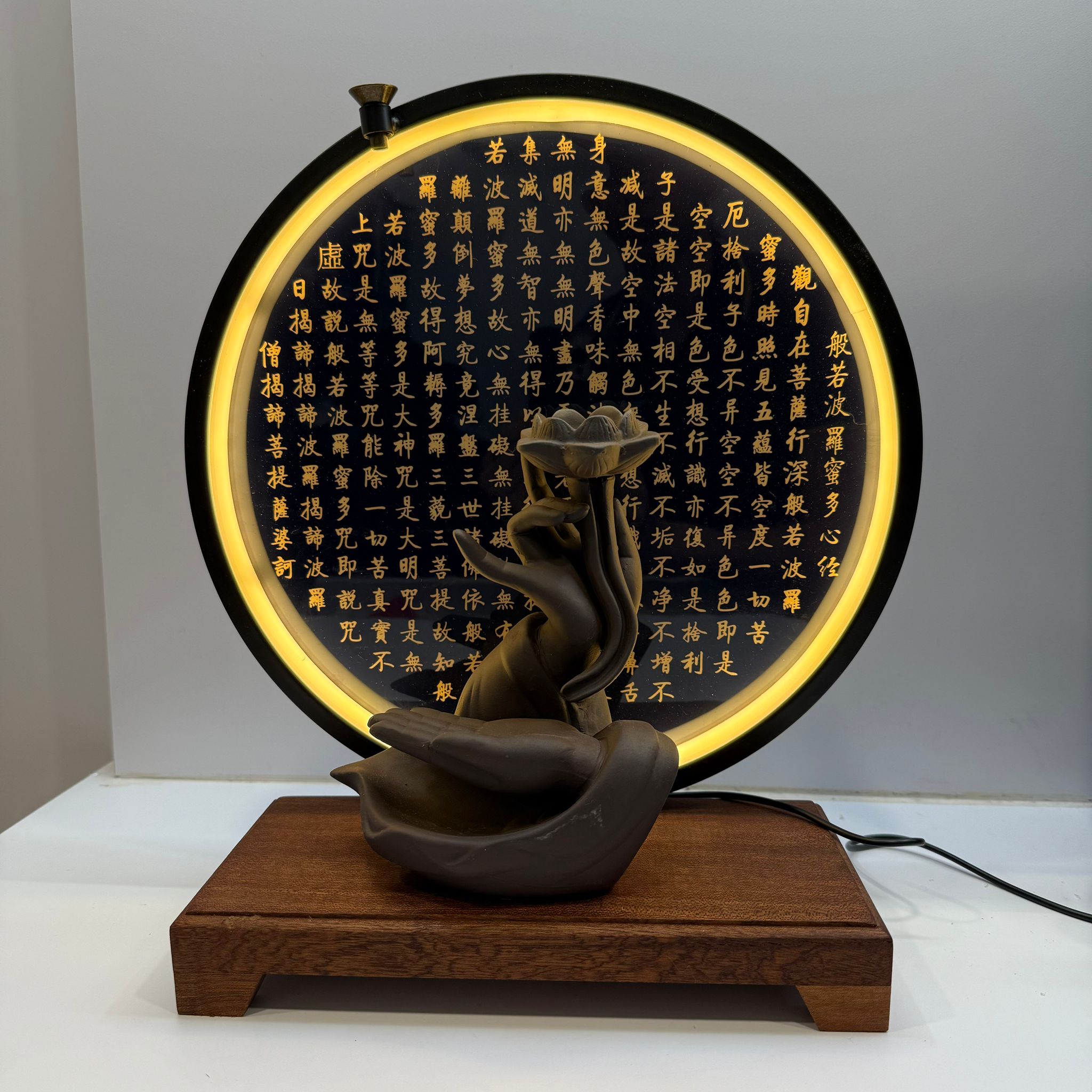 Lotus On Hand, Heart Sutra With LED Ring (Adjustable Light)