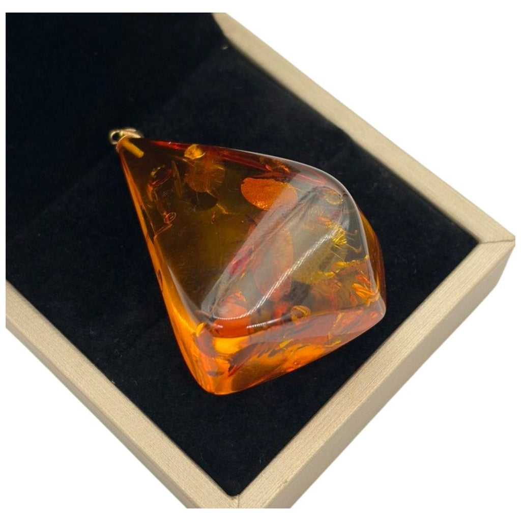 18K Yellow Gold Amber Pendant