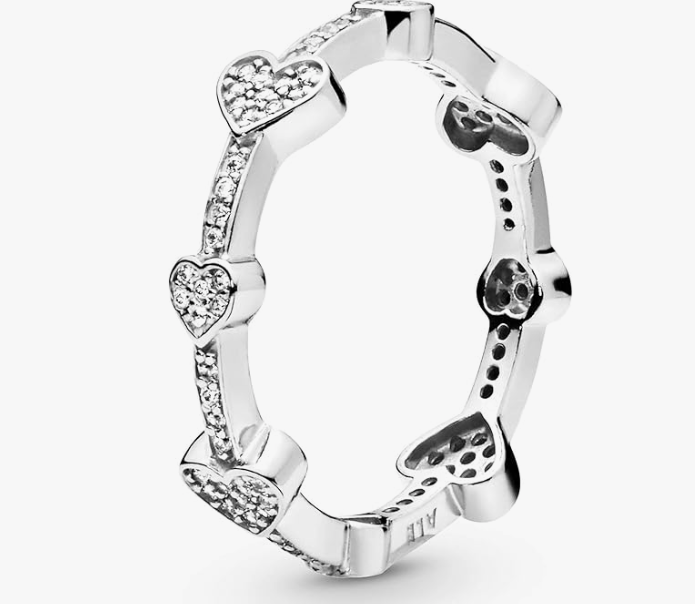 Pandora Alluring Hearts Silver Ring Secondary image