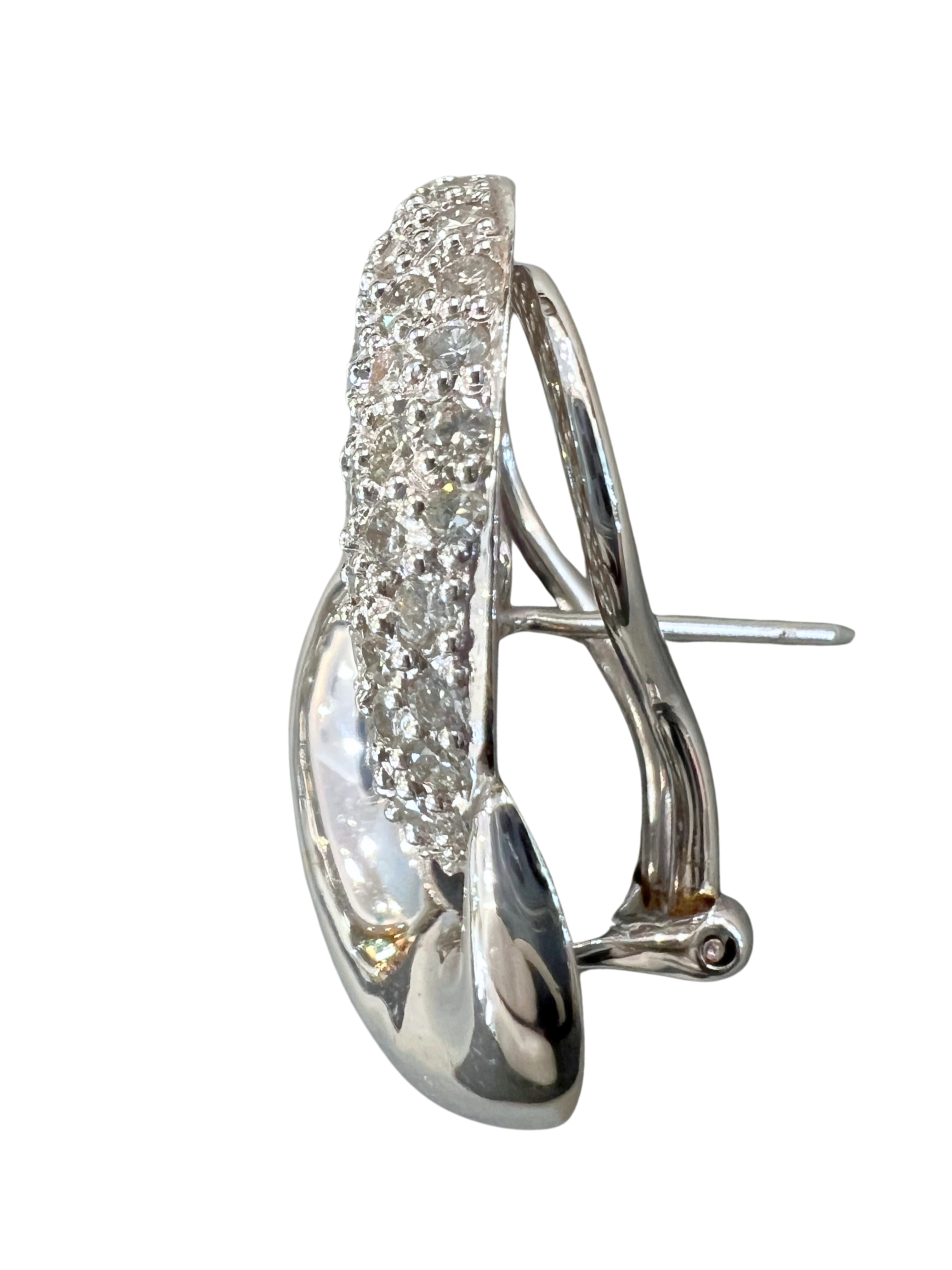 White Gold Diamond Earring Secondary image