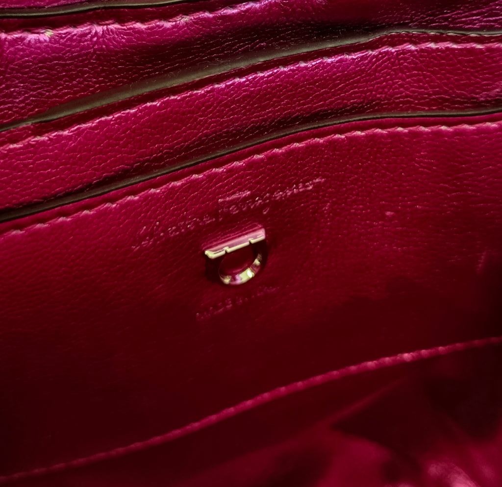 Salvatore Ferragamo Trifolio Bucket Shoudler Bag