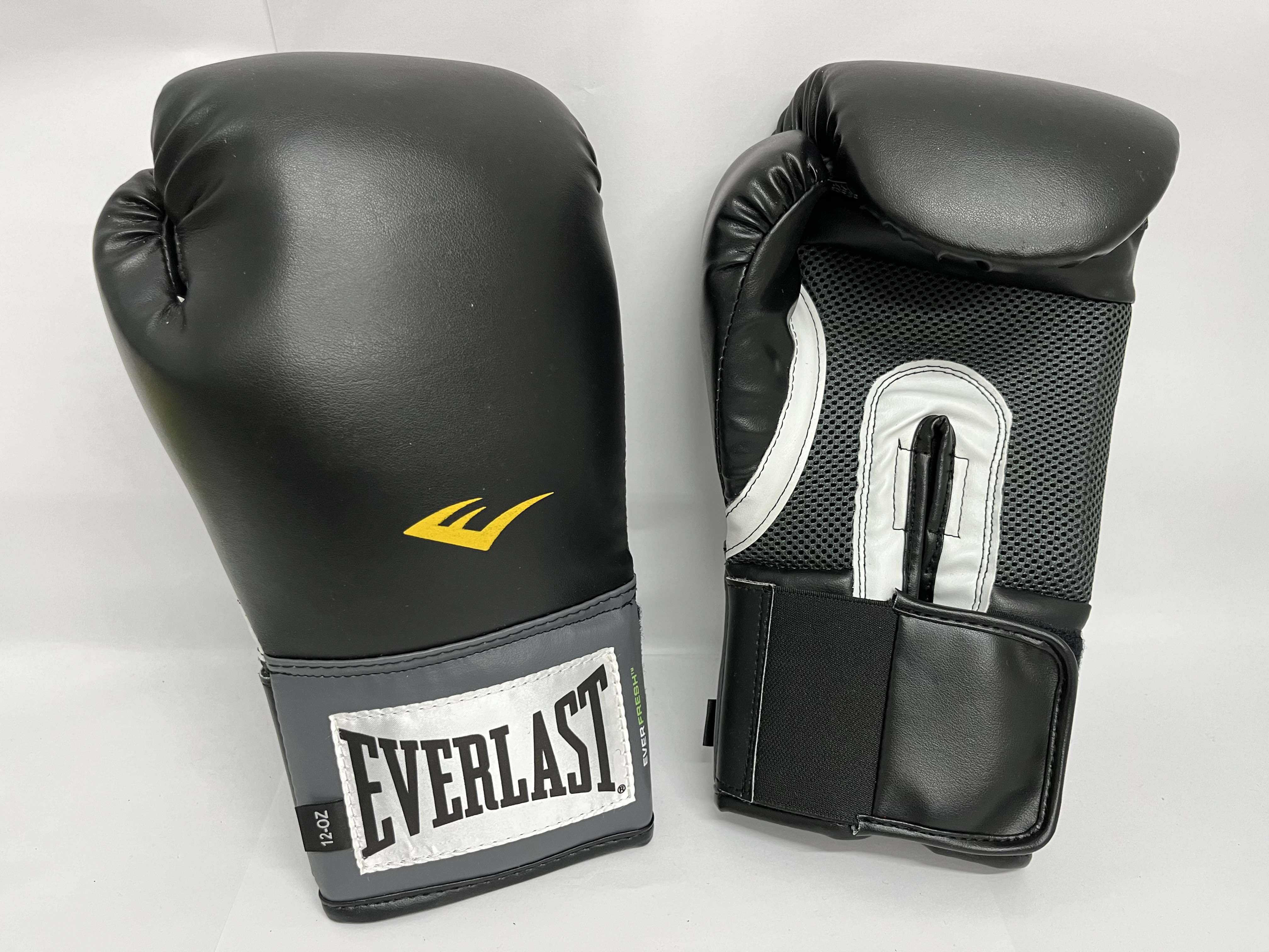 Everlast Pro Style Training Gloves 12oz Black Main image