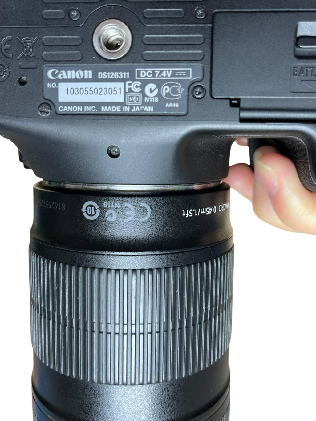 Canon EOS 600D With EF-S 18-135mm IS Lens