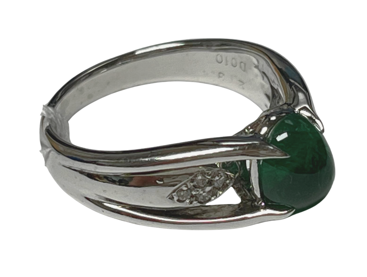 PT900 Emerald With Diamonds Ring 9.8G Secondary image