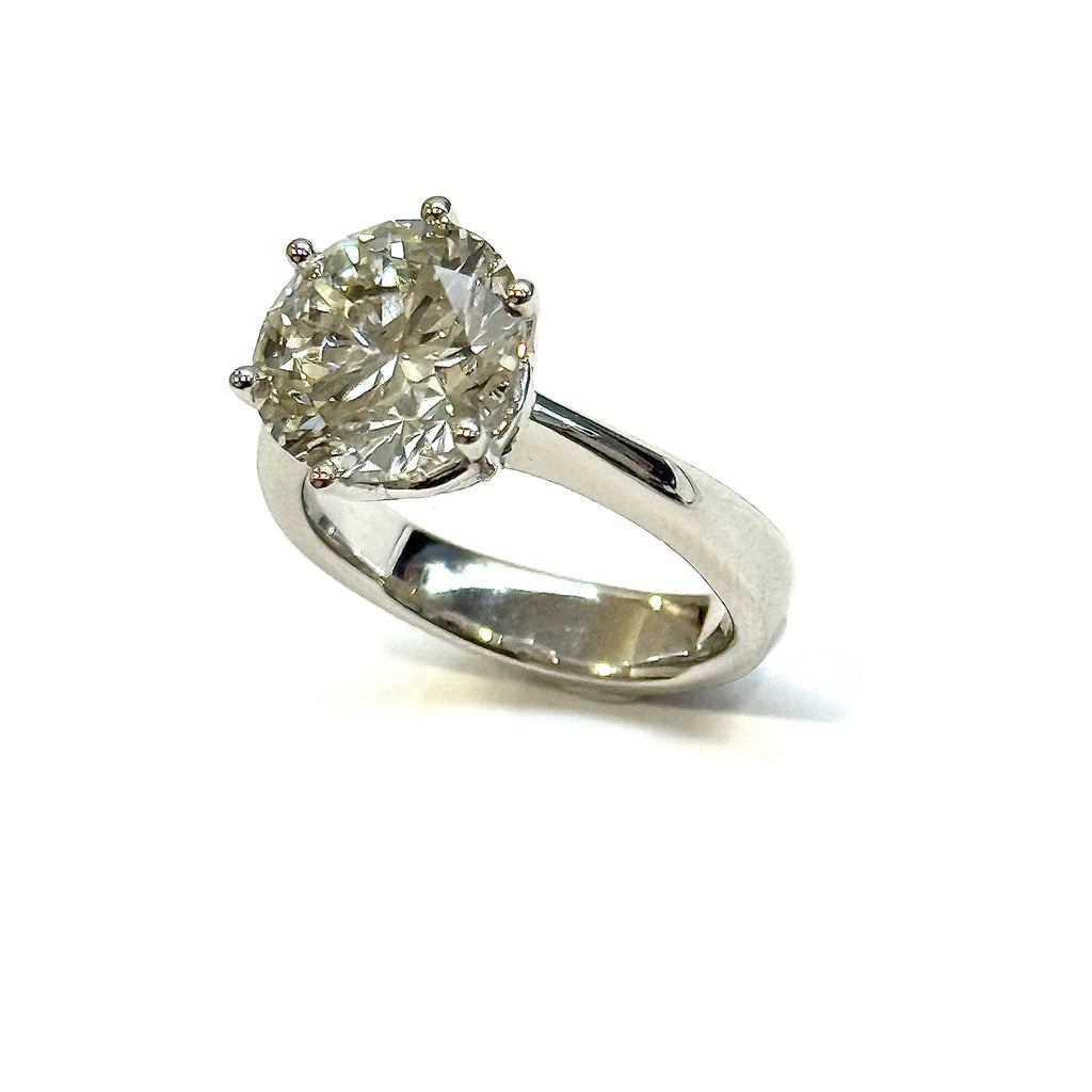 18KWG 4.15cts Round Brilliant Lab Grown Diamond Ring