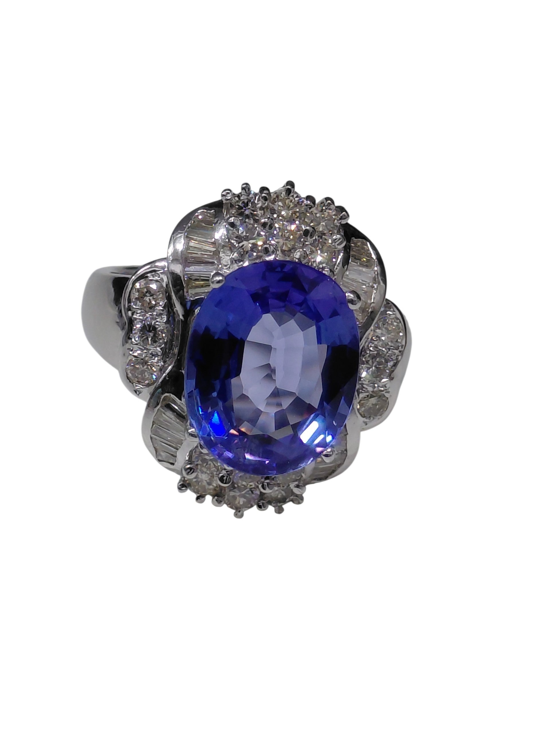 Tanzanite Diamond Ring