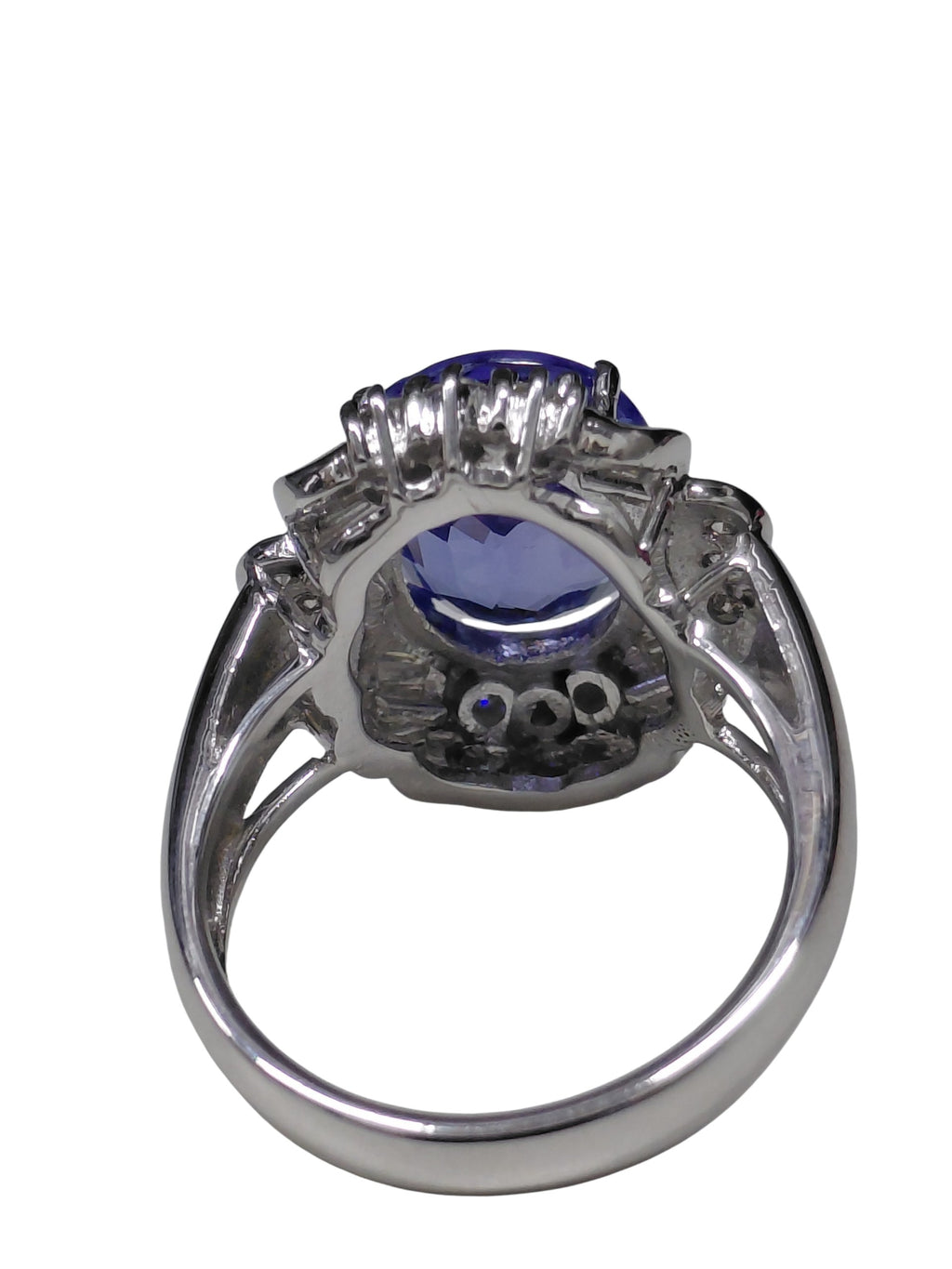 Tanzanite Diamond Ring