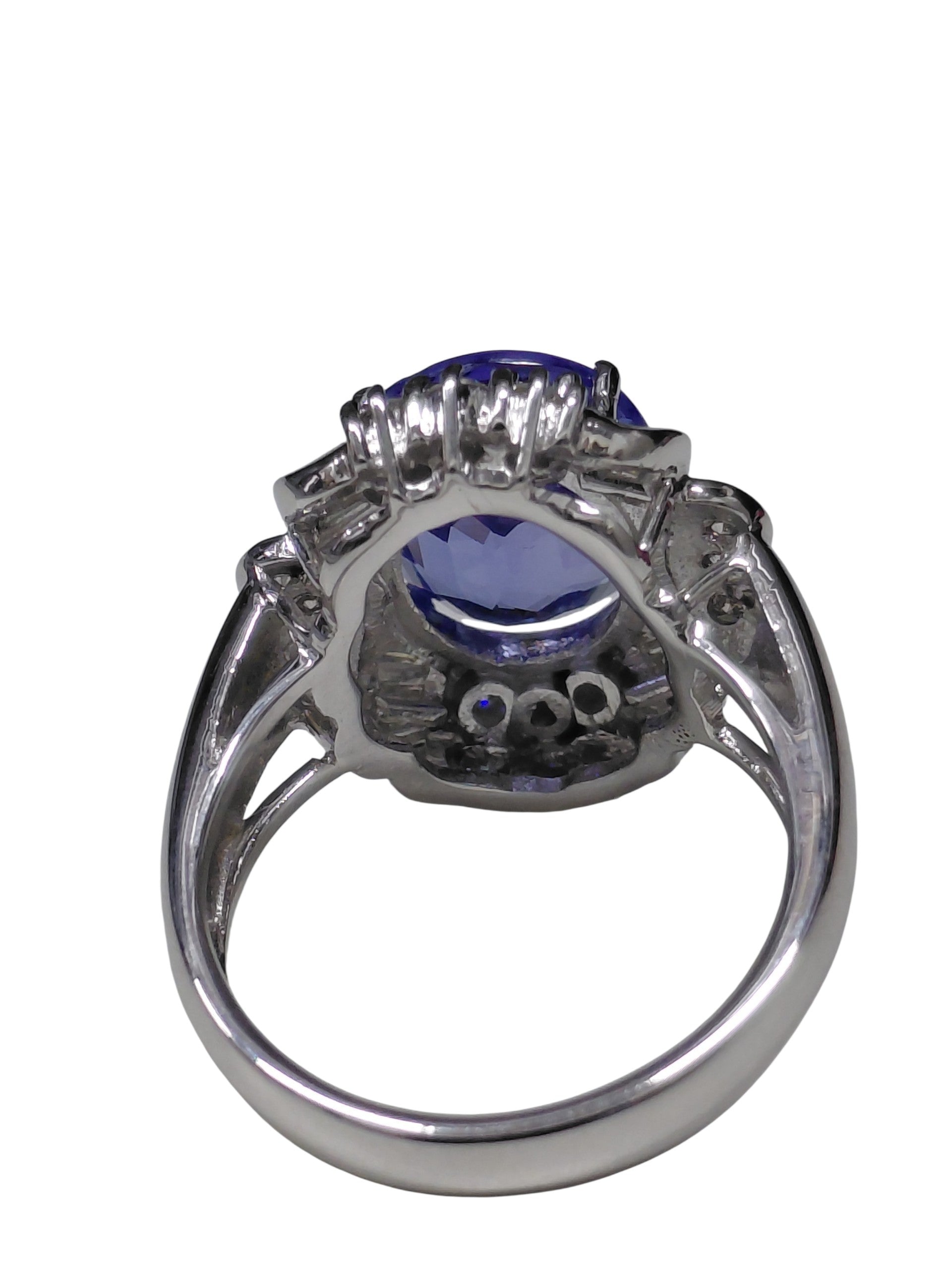 Tanzanite Diamond Ring
