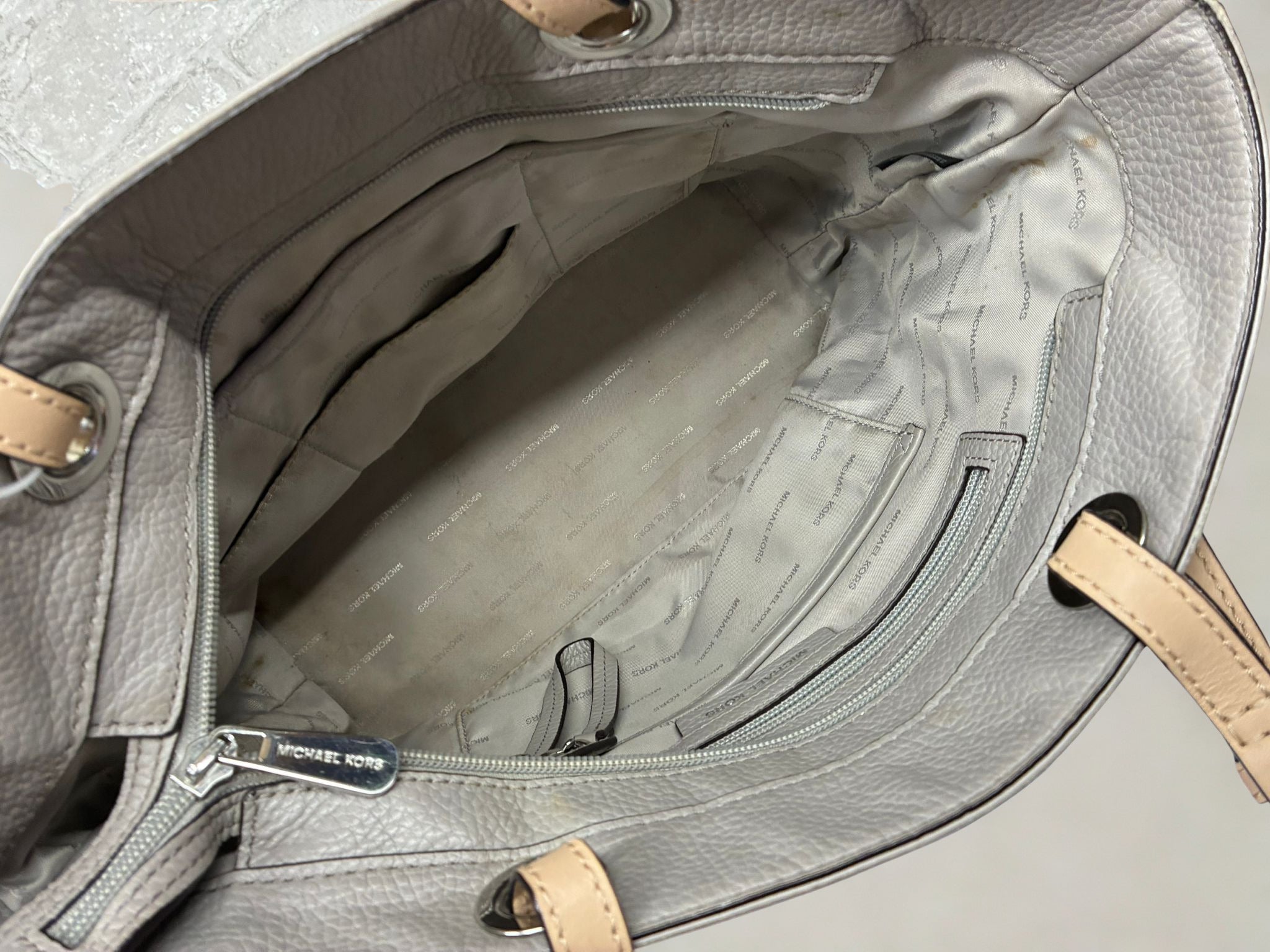 Michael Kors Bedford Top Zip Leather Pocket Tote Bag