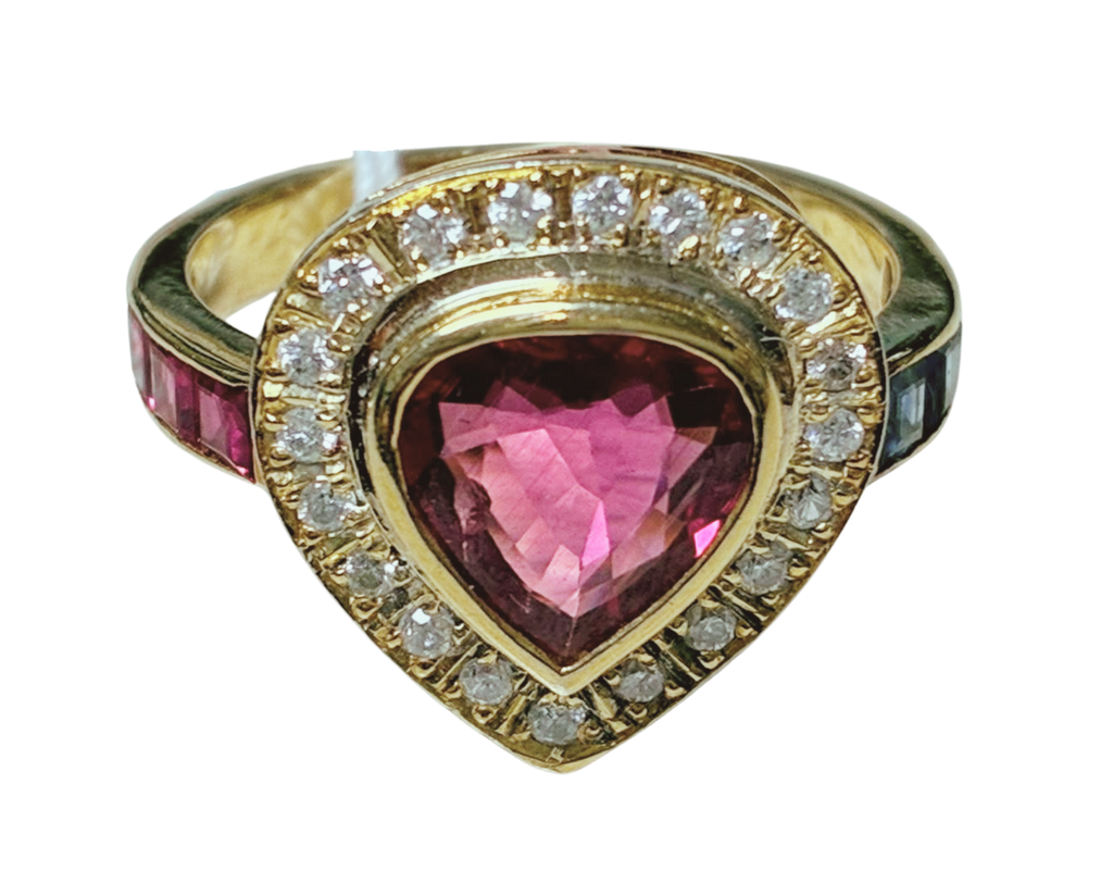 18KYG Heart Shaped Ruby Ring 7.2GM