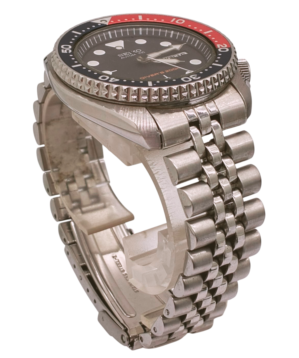Seiko SKX009 Automatic Dive Watch