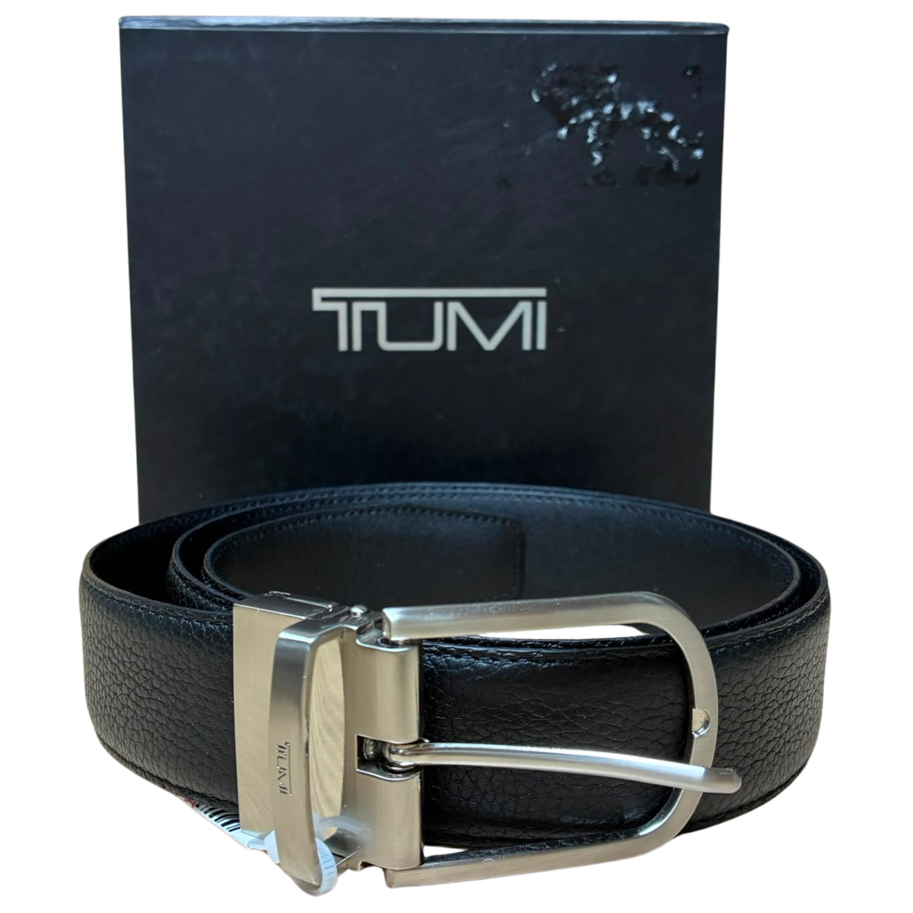 Tumi Reversible Adjustable Leather Belt Black Strap Silver Toned Buckle Rectabgular Pin