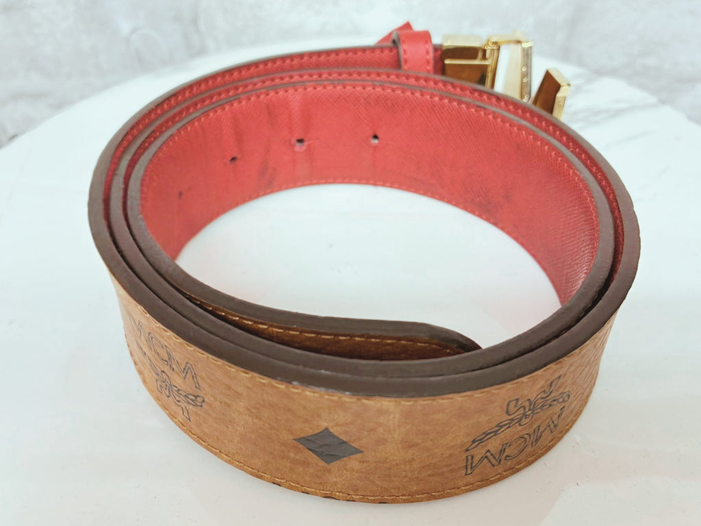 MCM Claus Reversible Belt With GoldTone M Buckle