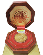 The Singapore Mint 999.9YG 1993 Singapore SGD250 Year Of The Rooster Gold Proof Coin 31.1GM