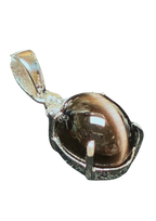 750WG Catseye And Diamonds Pendant 1.8GM
