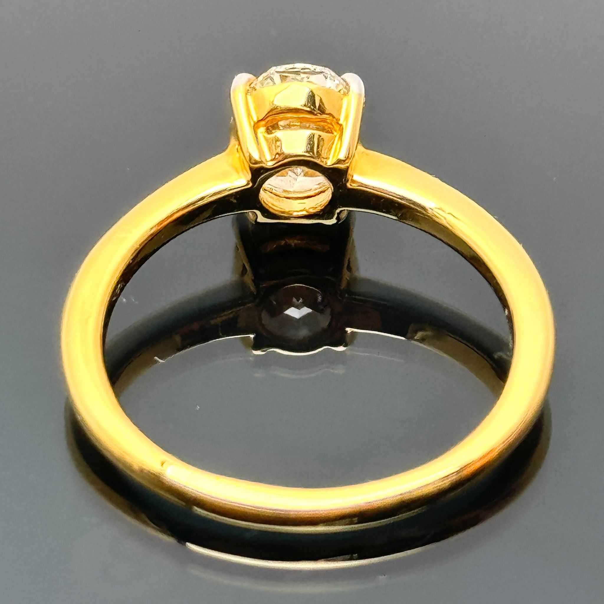 18K Yellow Gold Lady's Ring /OD1=1.09/OVAL/3.21GM