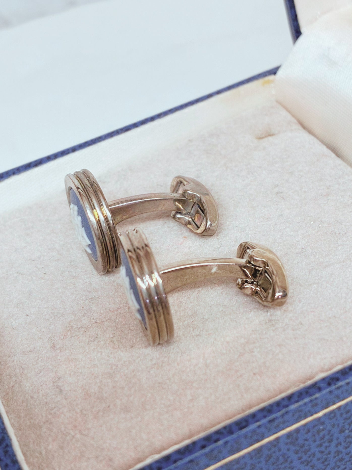 Vintage Wedgwood Jasperware Sailing Ship Cufflinks Secondary image