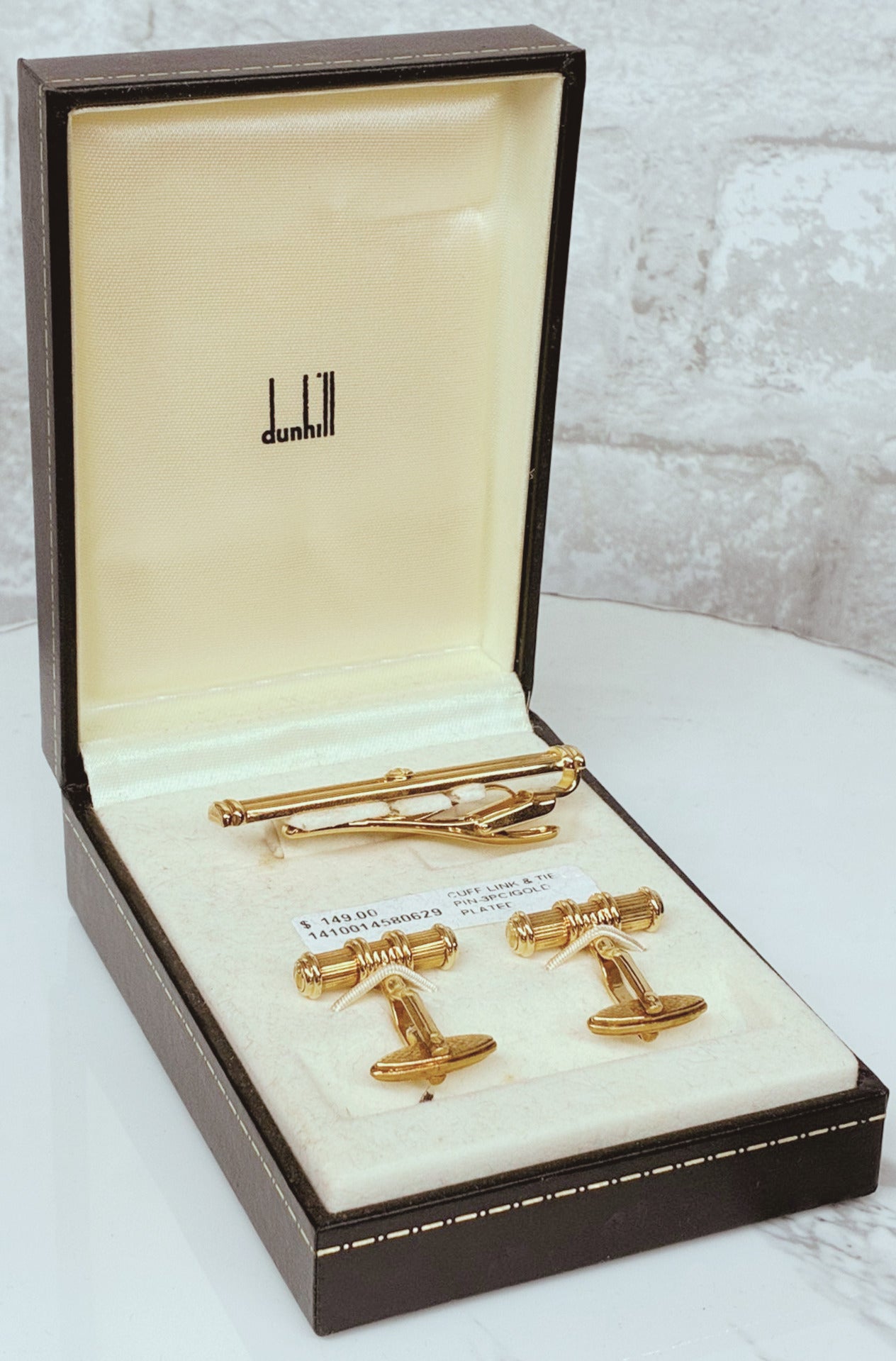 Dunhill Gold Plated Tie Clip And Cufflink Set In Original Presentation Box