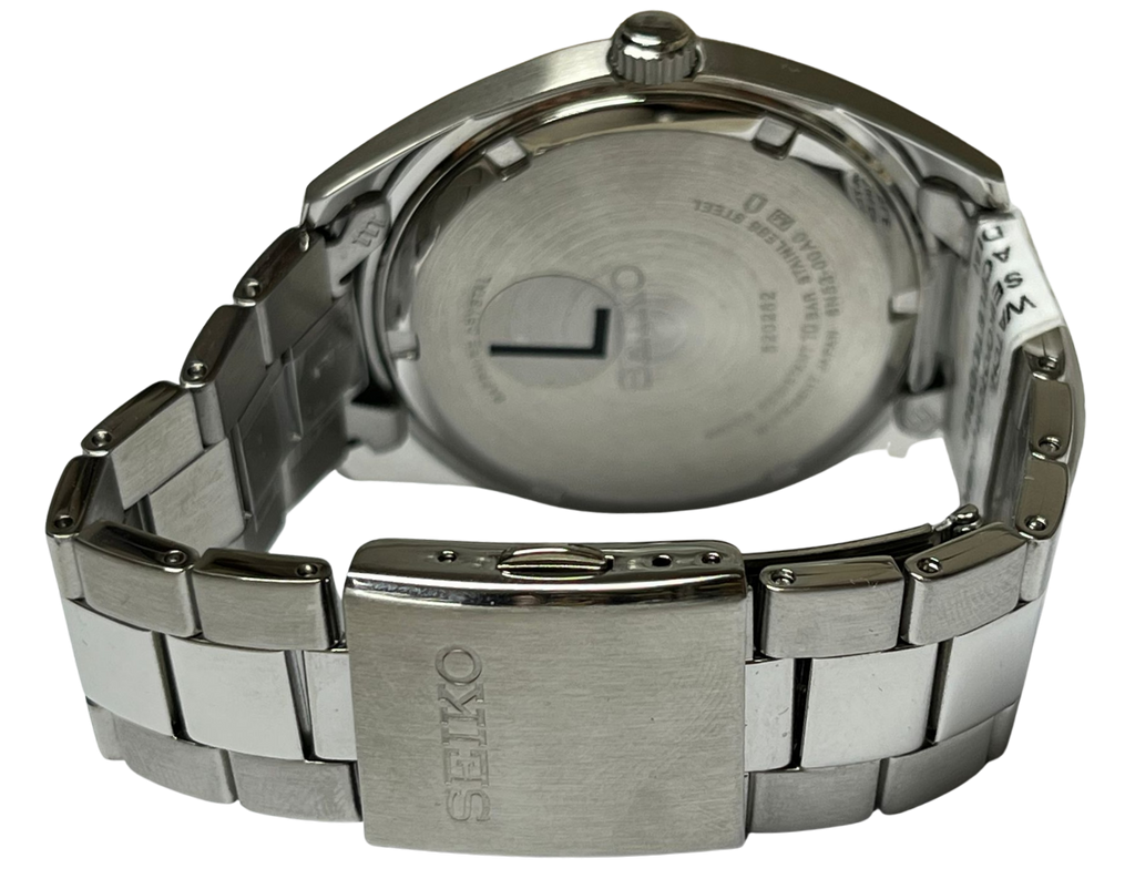 Seiko Mens Essential Stainless Steel Watch Gray Dial SUR343P1