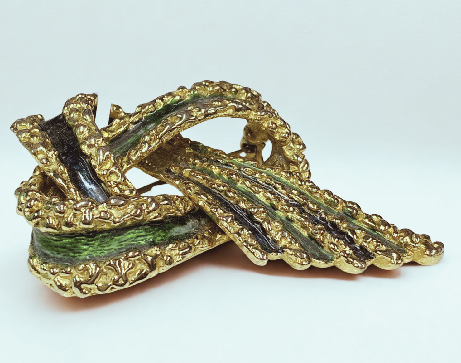 Vintage Ciner Costume Jewelry Brooch