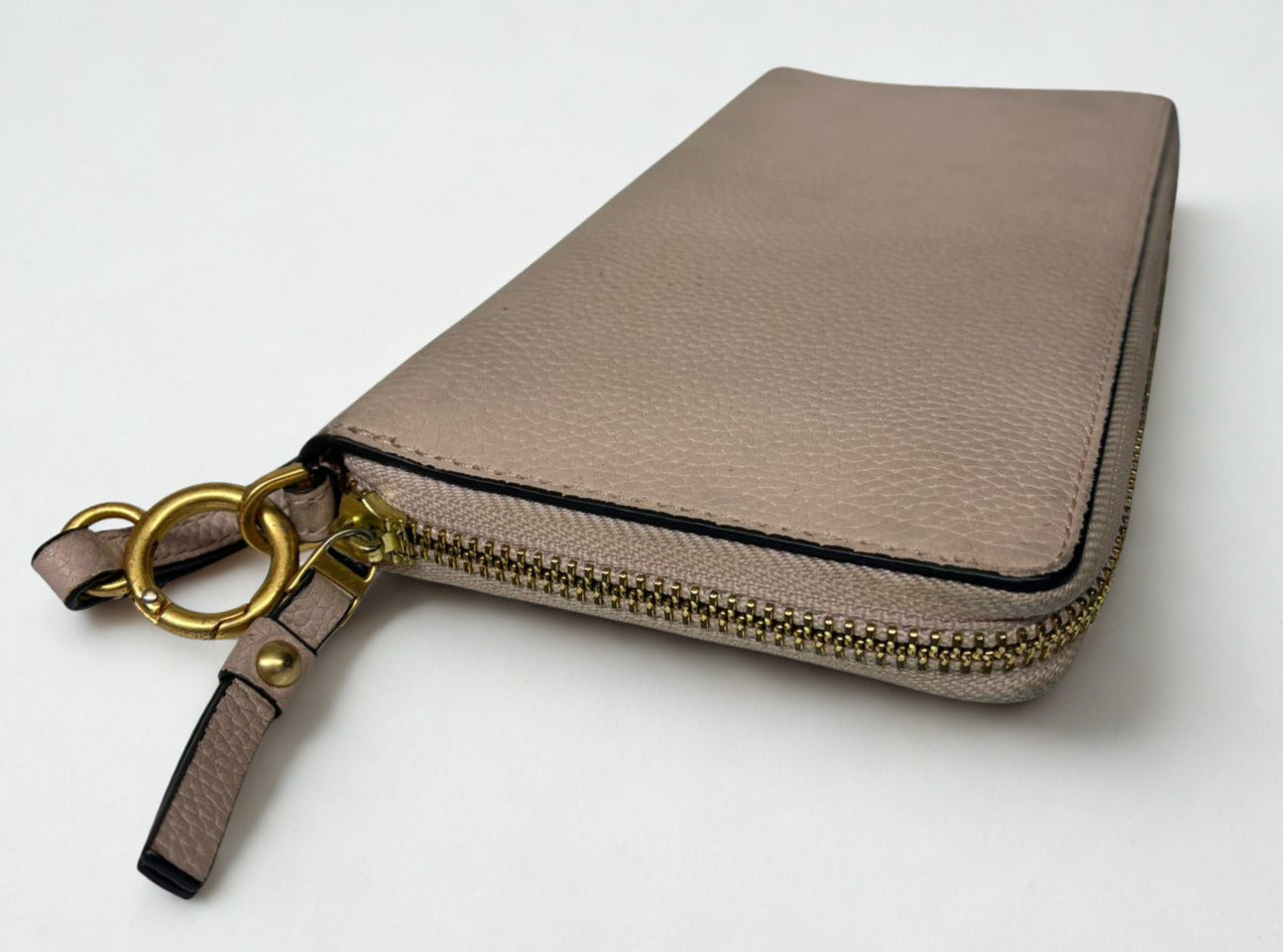 Tory Burch Robinson Passport Continental Zip Around Wallet Pebbled Leather Port