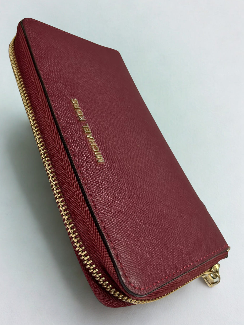 Michael Kors Jet Set Travel Leather Zip Around Continental Wallet Maroon