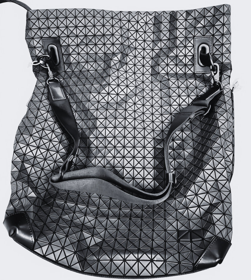 BAO BAO ISSEY MIYAKE Matte Black Froggy Shoulder Bag