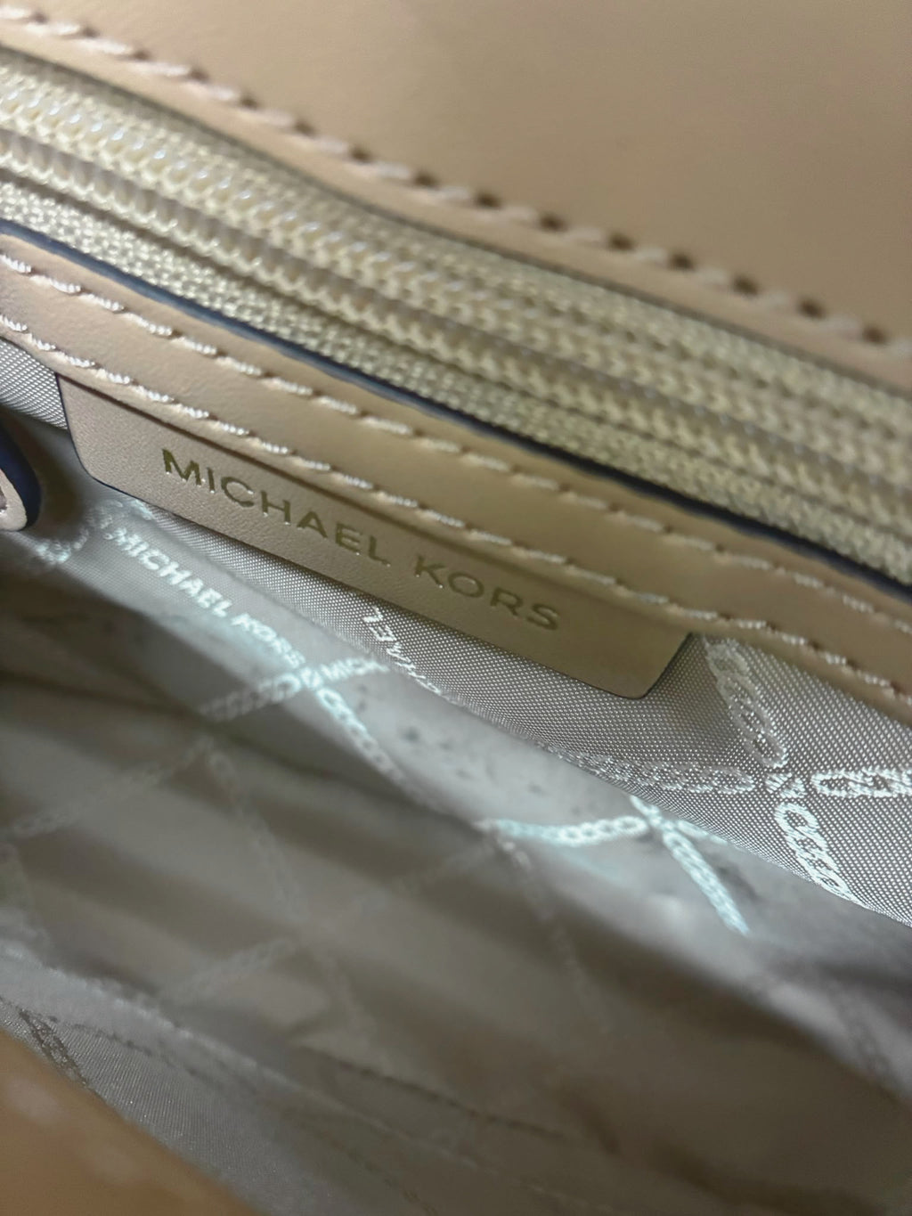 Michael Kors Bradshaw Medium Mixed Animal Jacquard Messenger Bag